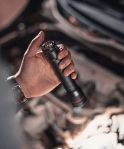 NEBO Newton 750 Lumen Torch -Outdoor Camping Store k00ddb0baa5dbc659b99450042effd7ea