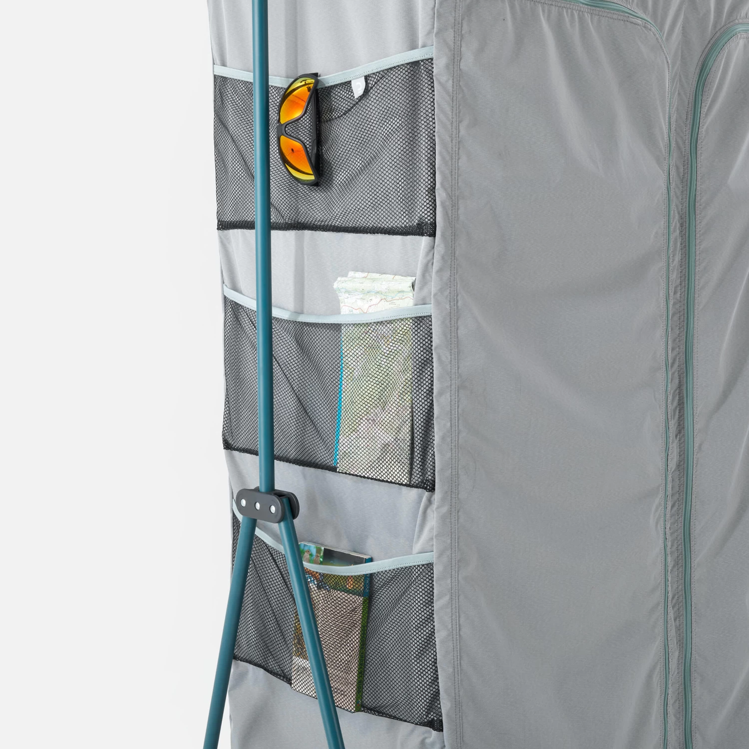 Quechua Large Folding And Compact Camping Wardrobe 5 Quechua Large Folding And Compact Camping Wardrobe - Image 5