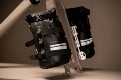 Riverside 4L IPX6 Waterproof Bikepacking Fork Bag -Outdoor Camping Store k21e70a7c6b3cf280ef28e32a82b27486