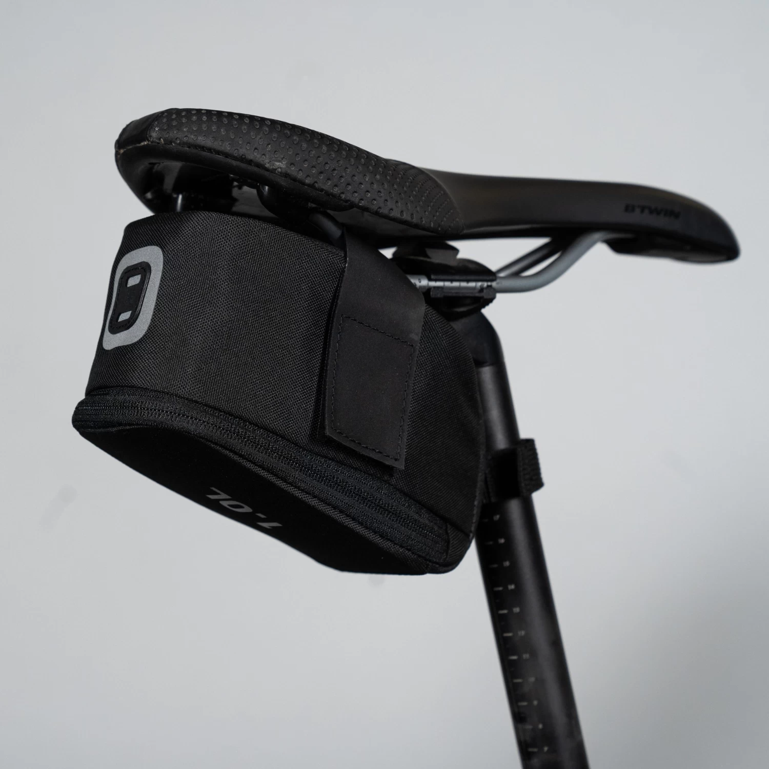 Riverside 1L Saddle Bag Easy L 2 Riverside 1L Saddle Bag Easy L - Image 2