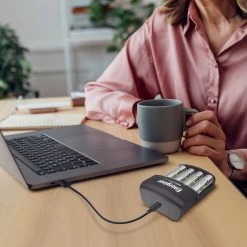 Energizer NiMH Battery Charger USB 4 AA/AAA 4 Batteries AA / HR06 -Outdoor Camping Store k4fb1fbe8b595e8d50bc5568109aa2833