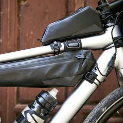 Roswheel Road Frame Bag Medium (3L) -Outdoor Camping Store k725fb6dd1a406aed9990d5a58f4893cd