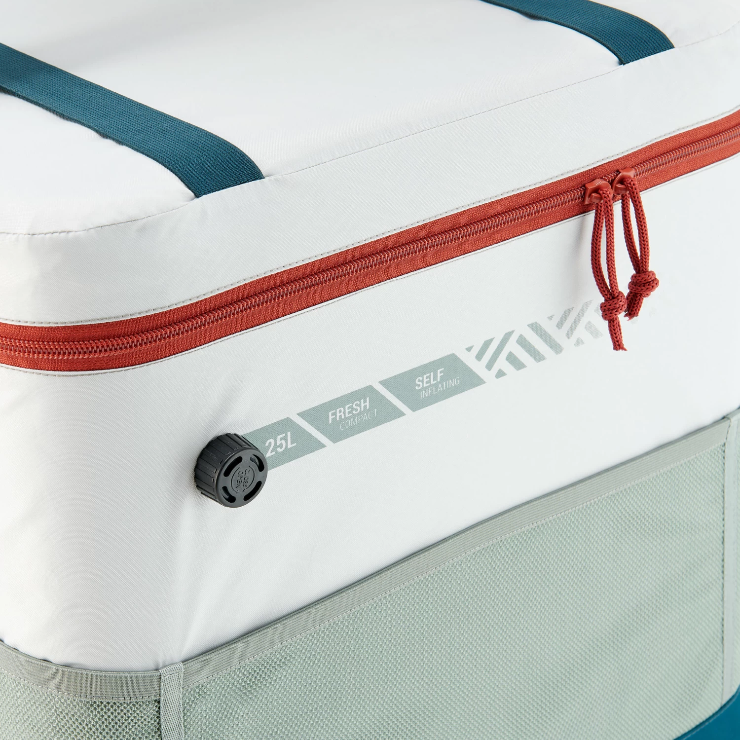 Quechua Camping Flexible Cooler - 25 L 9 Quechua Camping Flexible Cooler - 25 L - Image 9