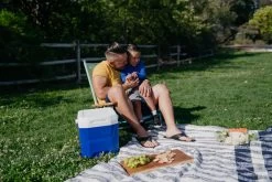 IGLOO Laguna 12 Cool Box Red 19 IGLOO Laguna 12 Cool Box Red -Outdoor Camping Store kf13c3798f481cd5b2f5e89f7e2264ffb